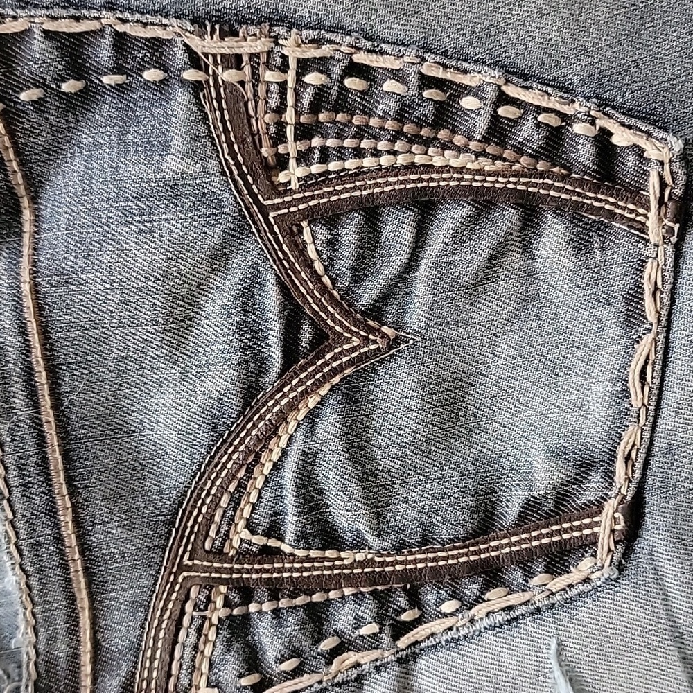 Monarchy Jeans - Picture 13 of 16